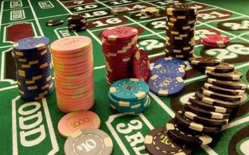 PLSlots အနိုင်ရလဒ် Jackpot ပေးငွေ မြင်ကွင်း